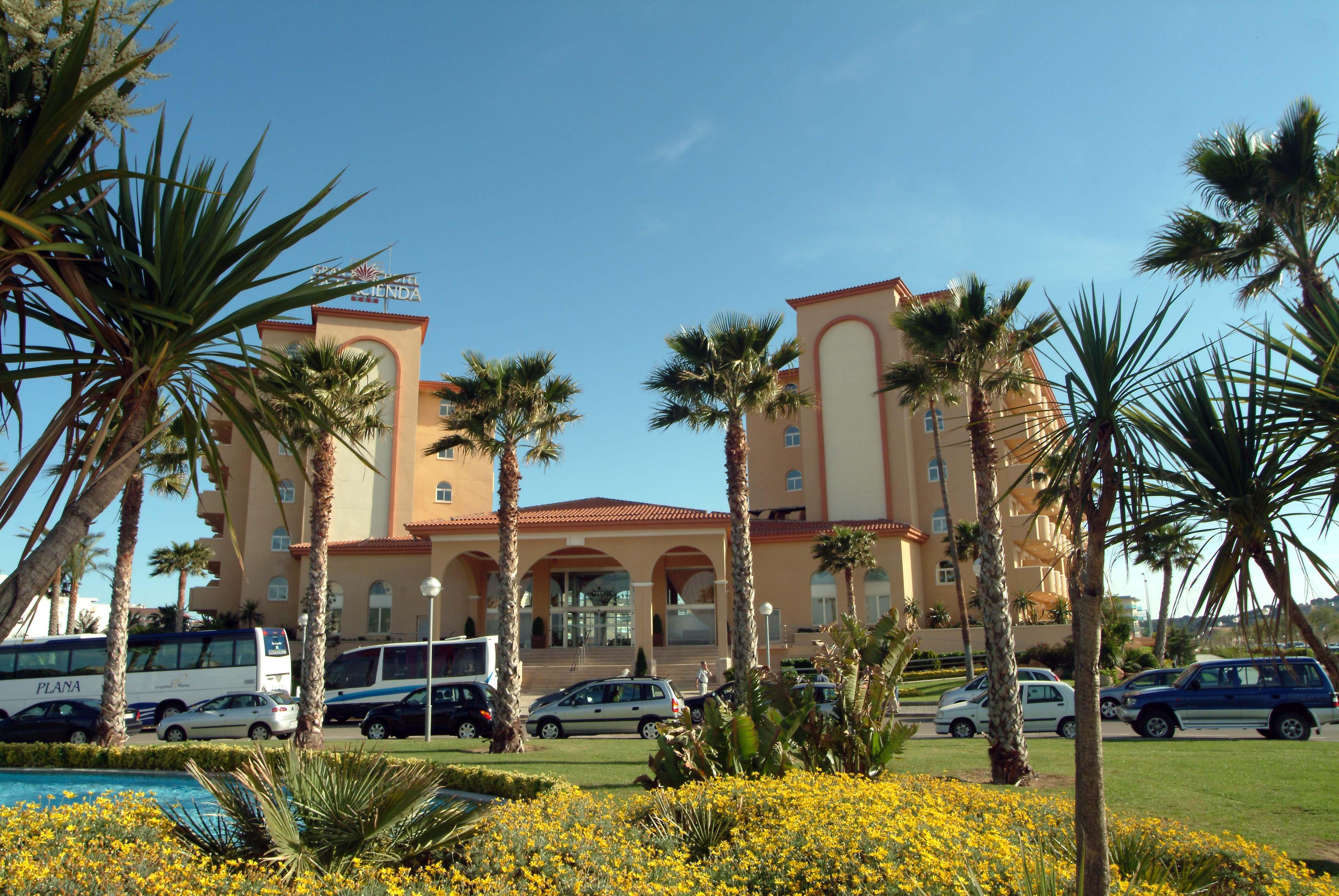 Ohtels La Hacienda Hotel ลาปีเนดา ภายนอก รูปภาพ