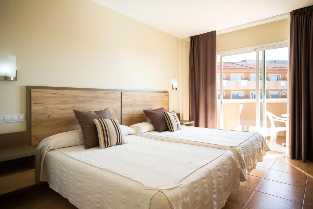Ohtels La Hacienda Hotel ลาปีเนดา ภายนอก รูปภาพ